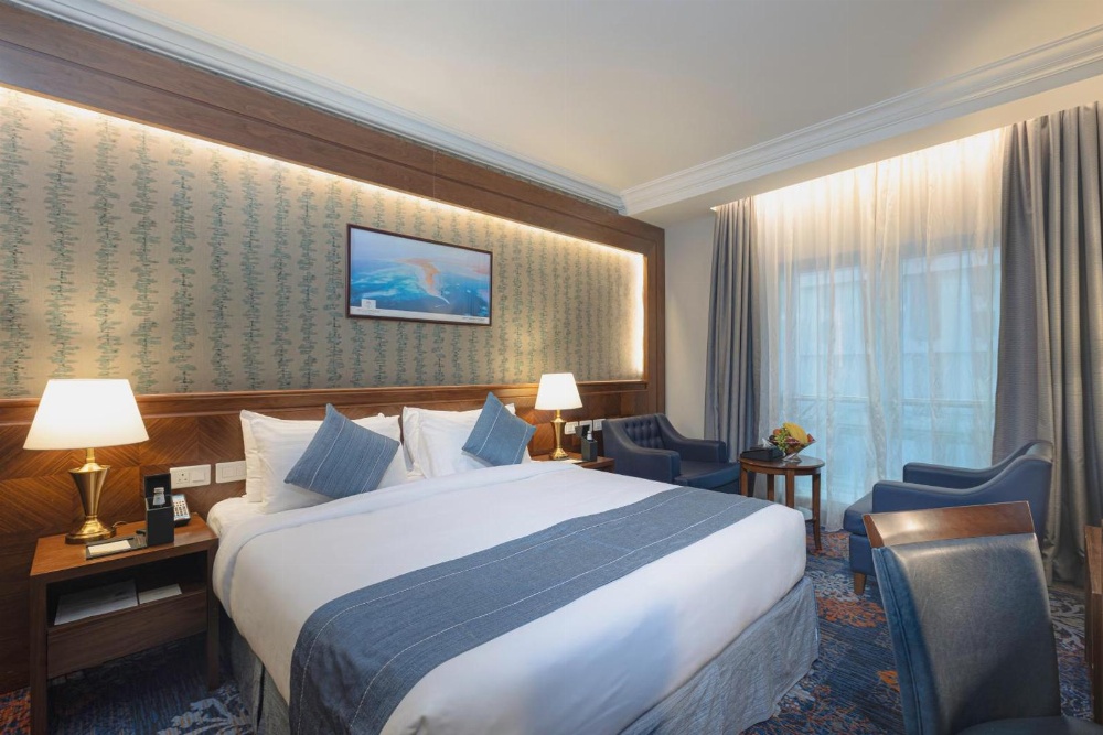 MADEN Hotel